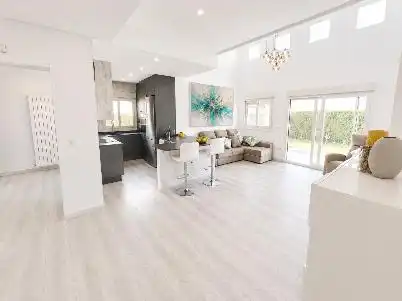 Sala d'estar de Casa o xalet en venda en Torre-Pacheco amb Aire condicionat, Jardí privat i Moblat
