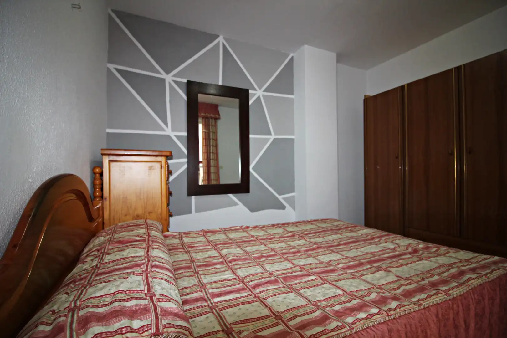 Schlafzimmer von Wohnung zum Verkauf in Huelva mit Möbliert und Balkon