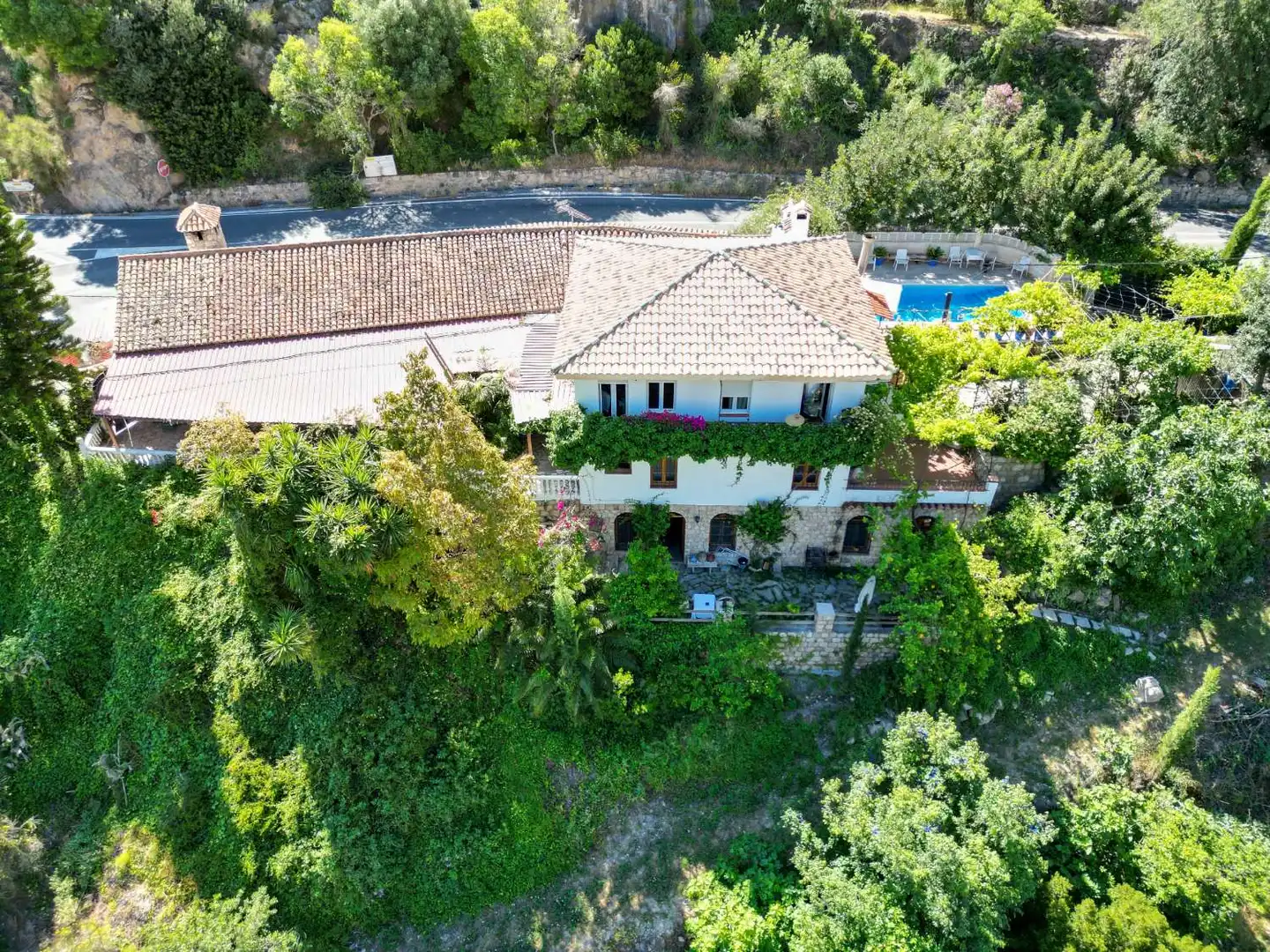 Vista exterior de Finca rústica en venda en Vélez de Benaudalla amb Aire condicionat, Terrassa i Traster