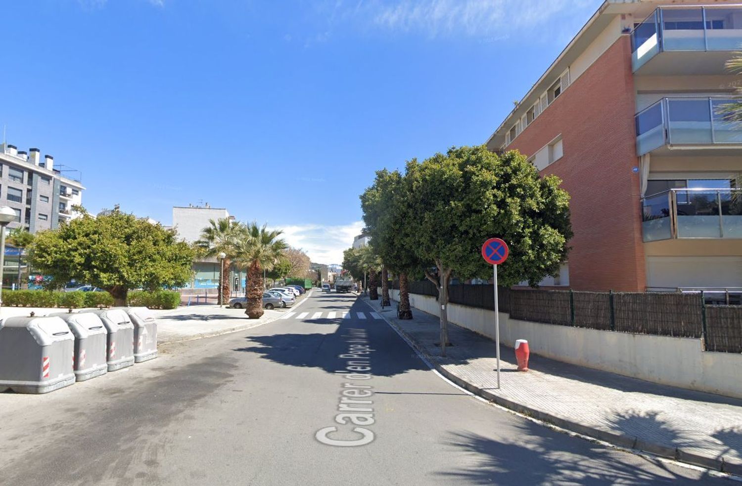 Vista exterior de Local en venda en Sitges