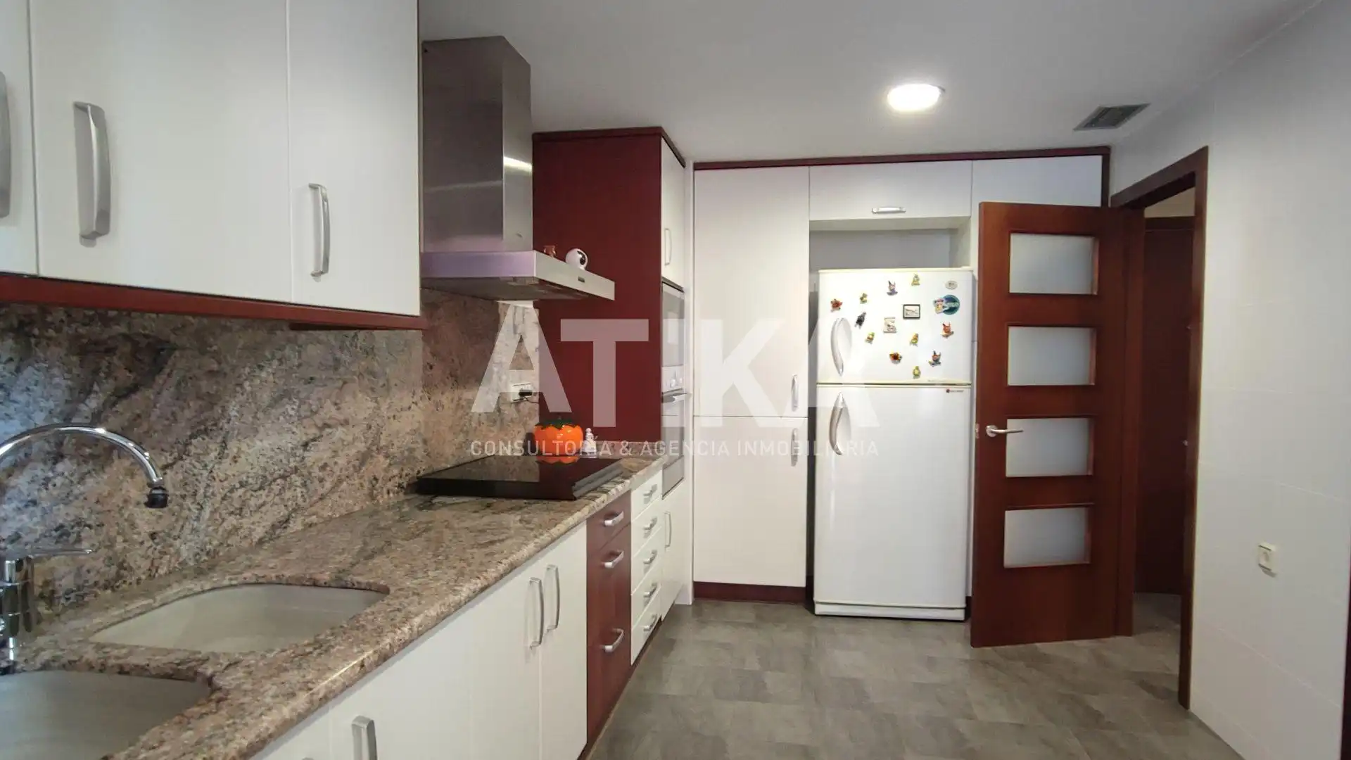Cocina de Piso en venta en Ontinyent con Trastero, Amueblado y Balcón