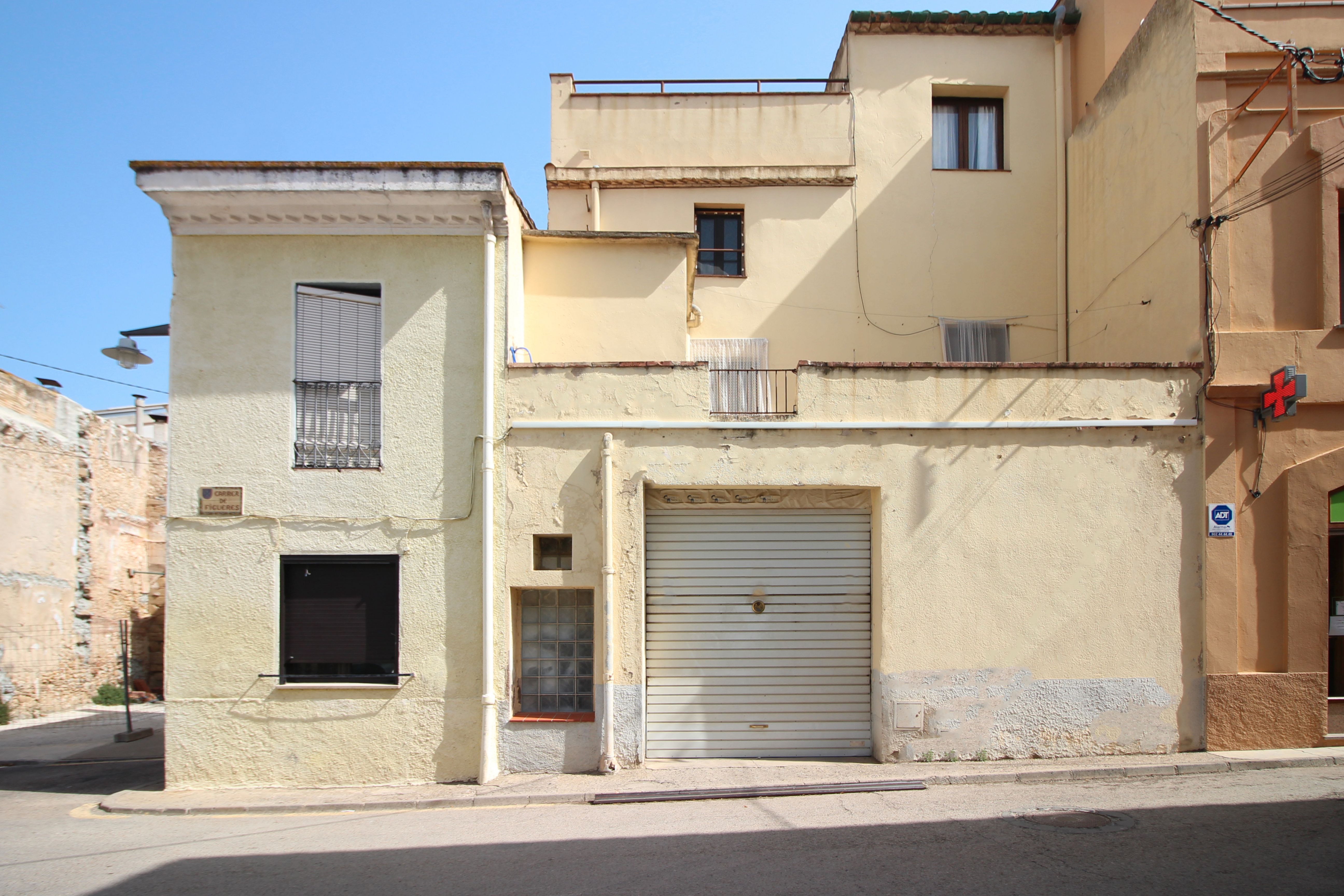 Exterior view of Single-family semi-detached for sale in Borrassà  with Terrace