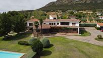 Vista exterior de Finca rústica en venda en Sierra de Fuentes amb Calefacció, Jardí privat i Terrassa