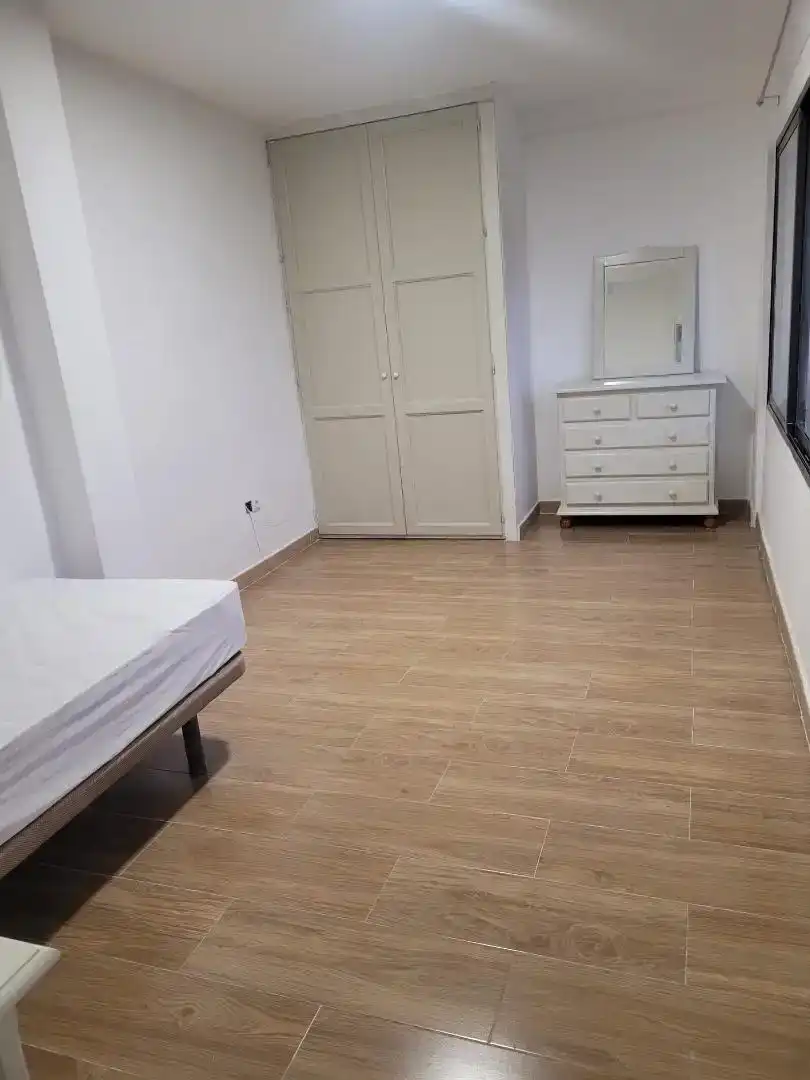 Habitación de Casa o chalet para compartir en Istán con Jardín privado, Amueblado y Lavadora