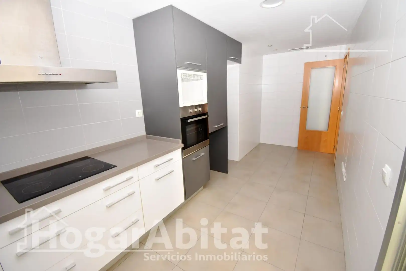 Küche von Wohnung zum Verkauf in Massanassa mit Klimaanlage, Heizung und Terrasse