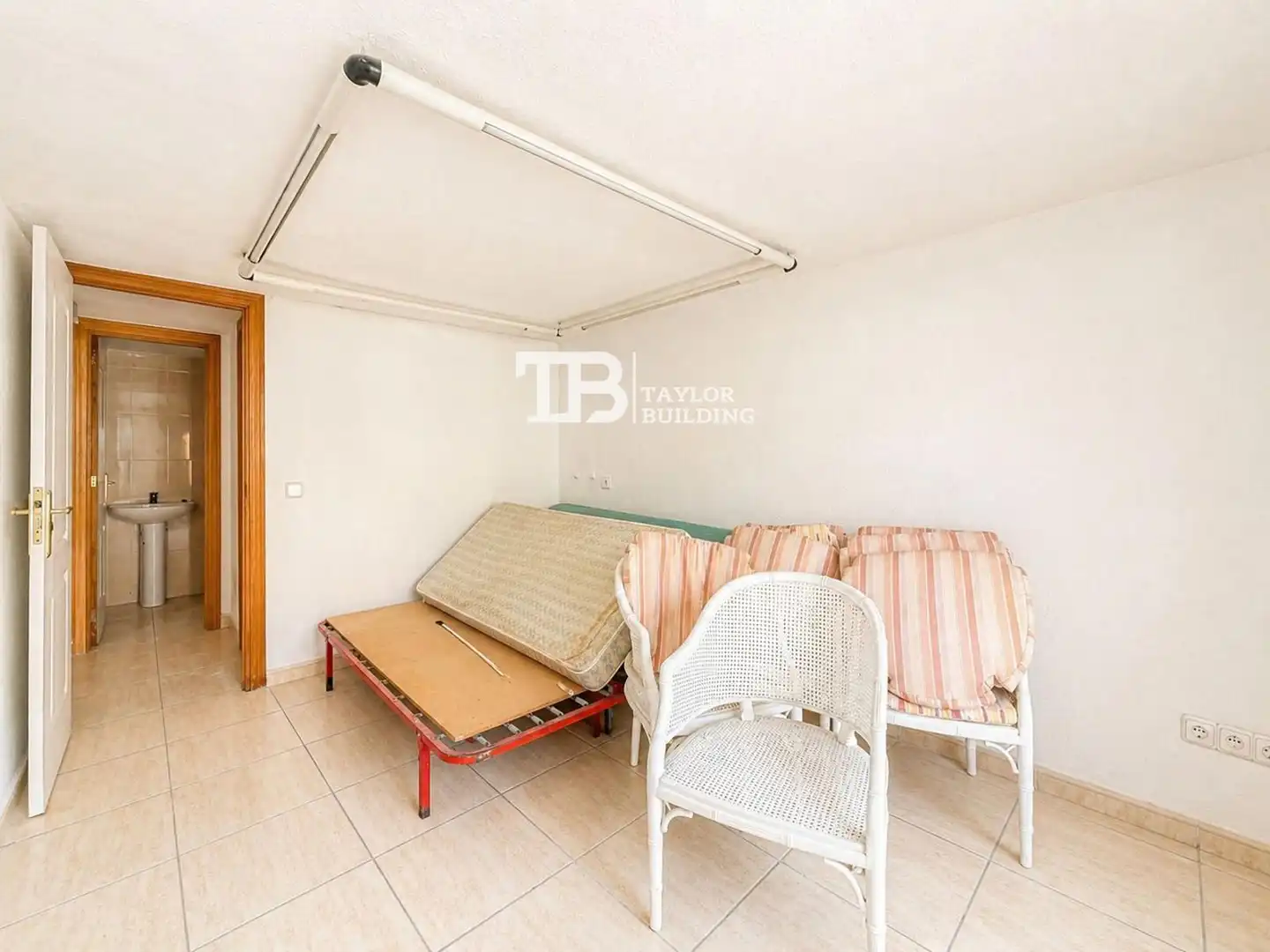 Bedroom of Commercial properties for sale in Calvià