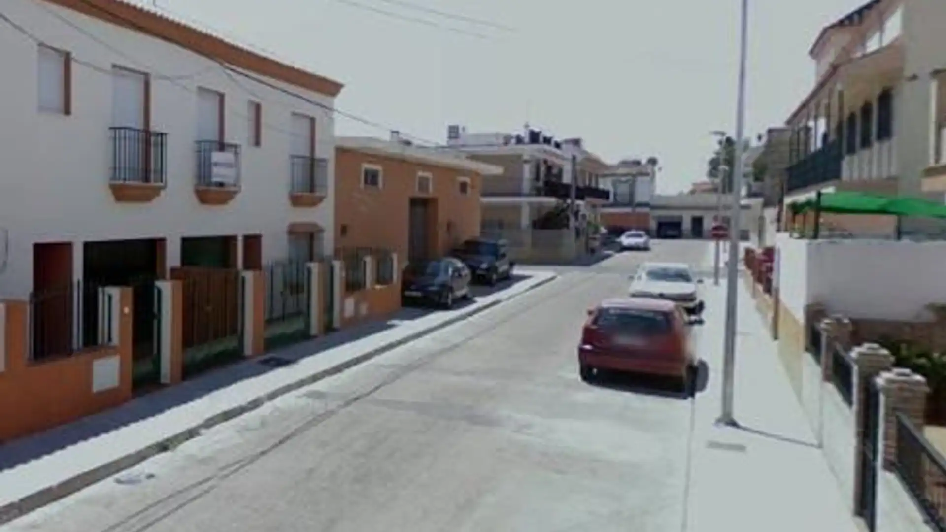 Vista exterior de Casa o chalet en venta en La Rinconada con Terraza