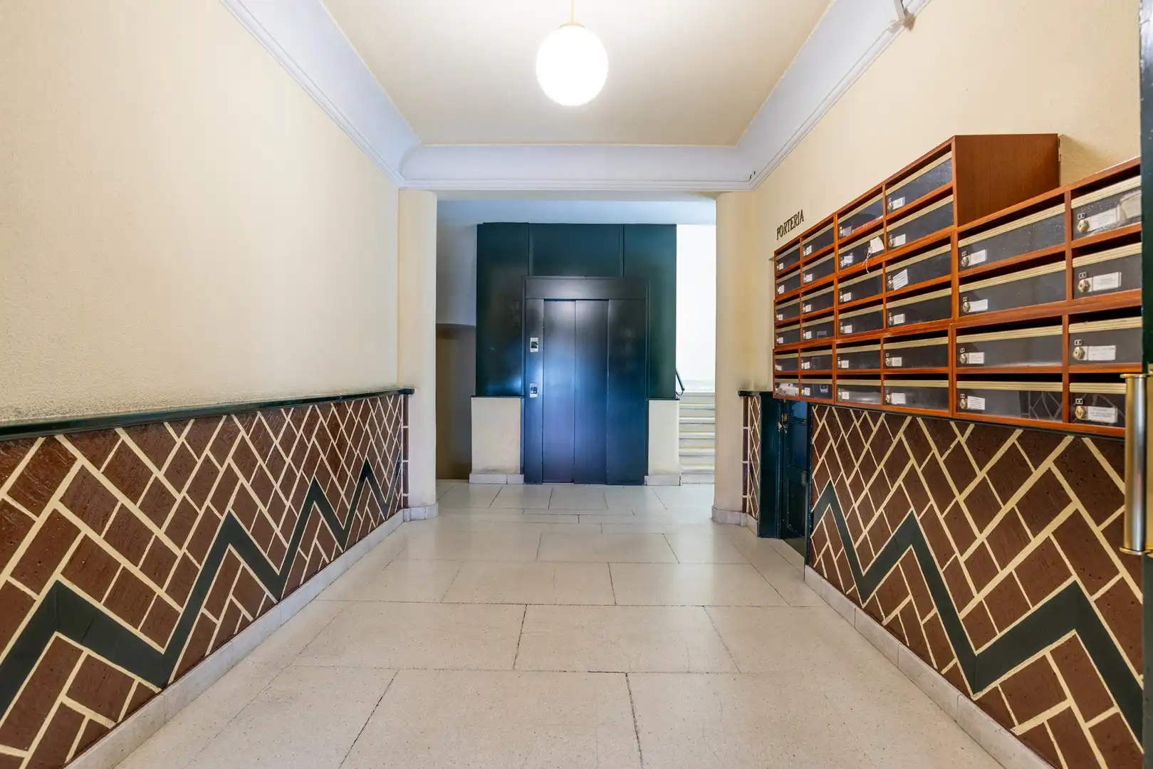 Piso con ascensor en venta en Calle de Meléndez Valdés, imagen 4