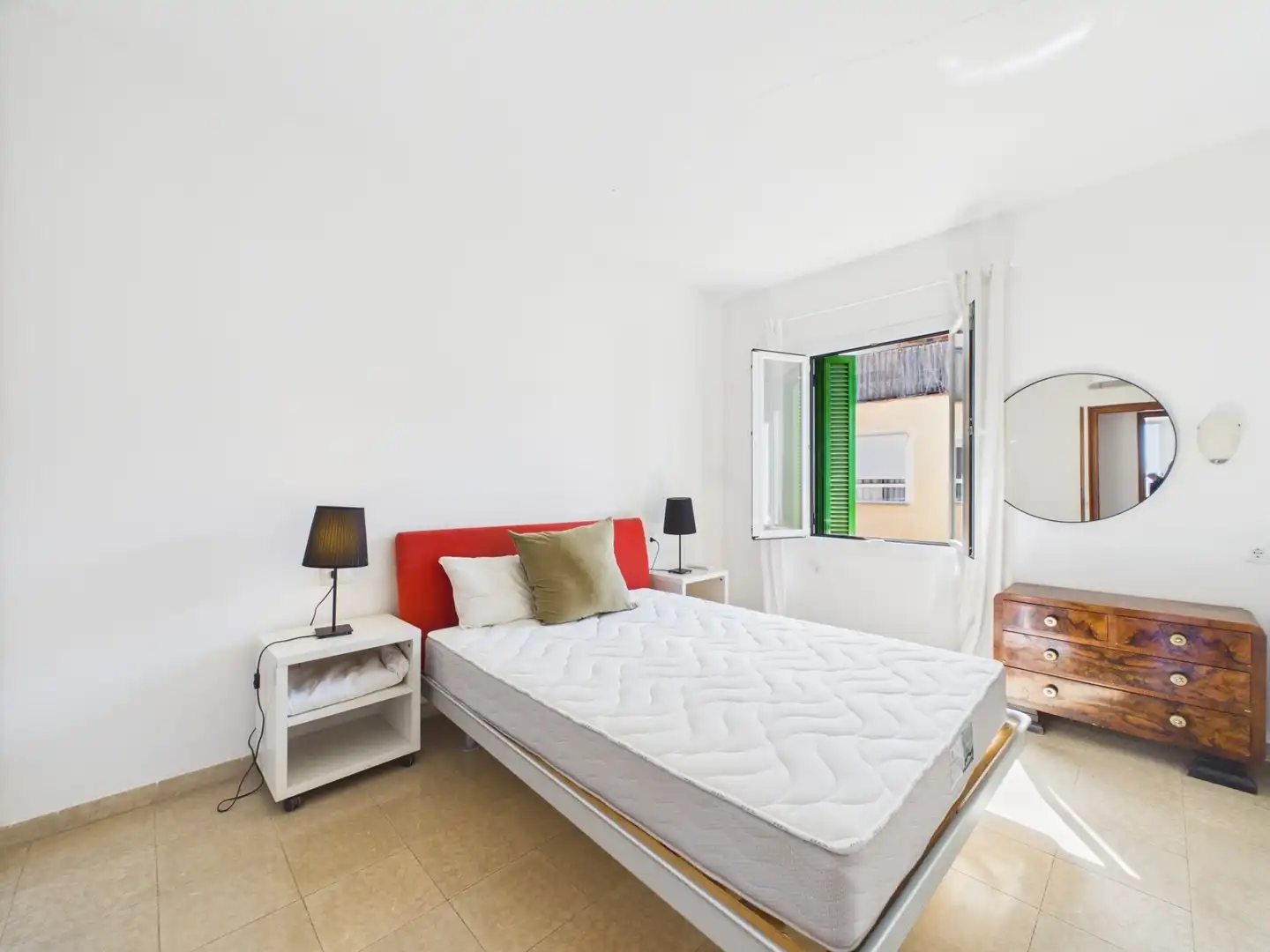 Dormitori de Apartament de lloguer en  Palma de Mallorca amb Aire condicionat