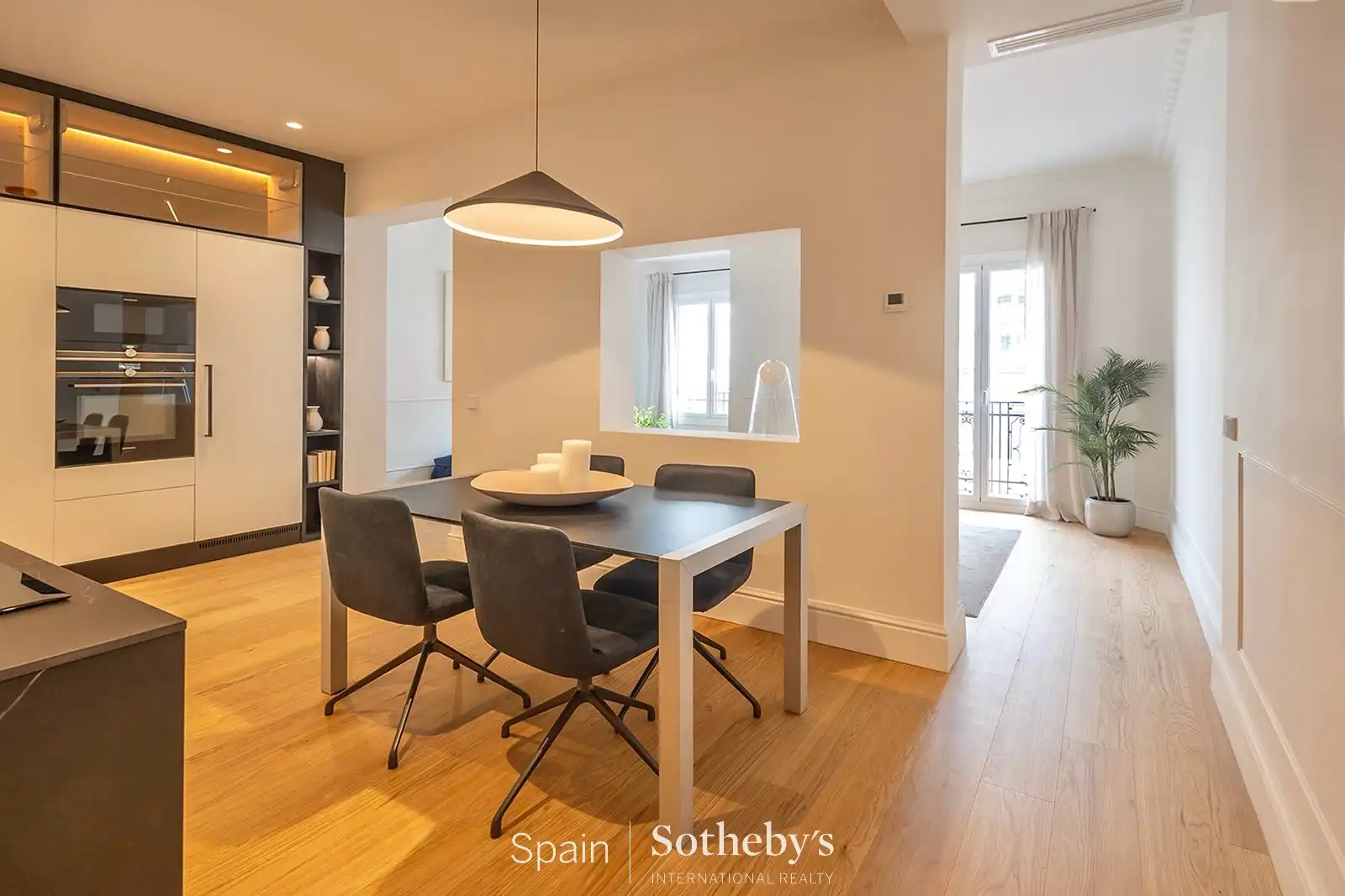 Dining room of Apartments for sale in Madrid  with Air Conditioner and Heating
