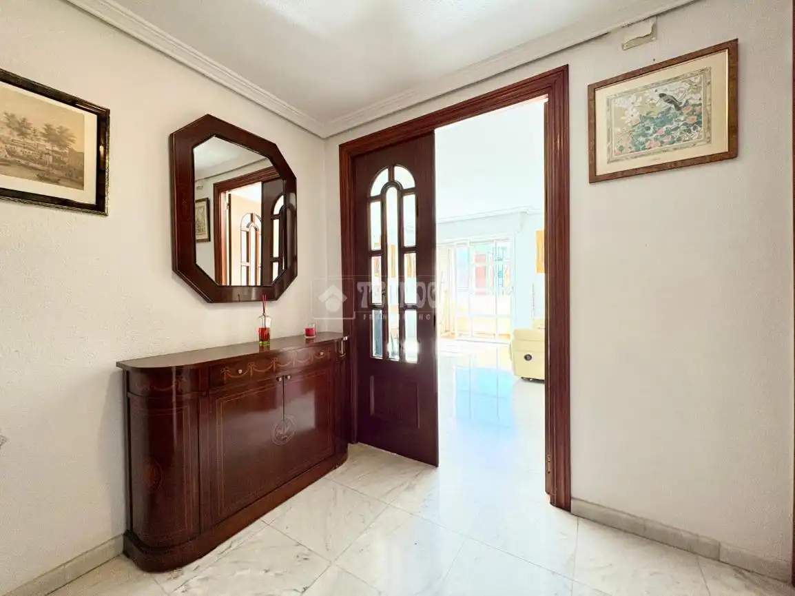 Piso en venta en Sevilla con Aire acondicionado, Calefacción y Terraza