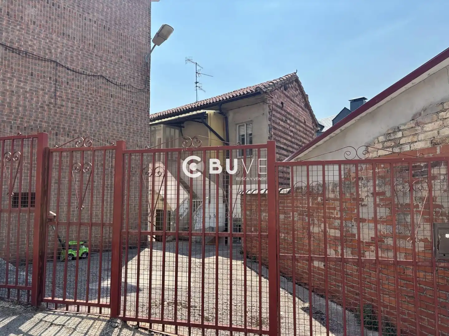 Exterior view of Flat for sale in Guardo  with Heating, Storage room and Furnished