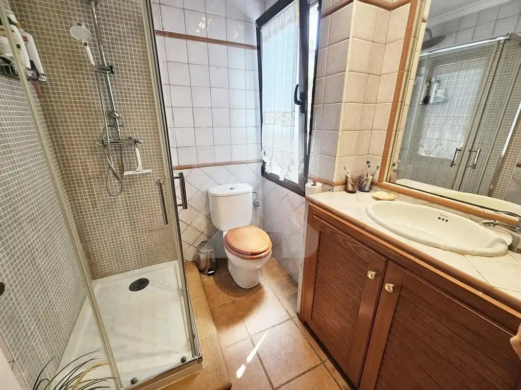 Bathroom of Houses for sale in Dénia  with Air Conditioner, Heating and Private garden