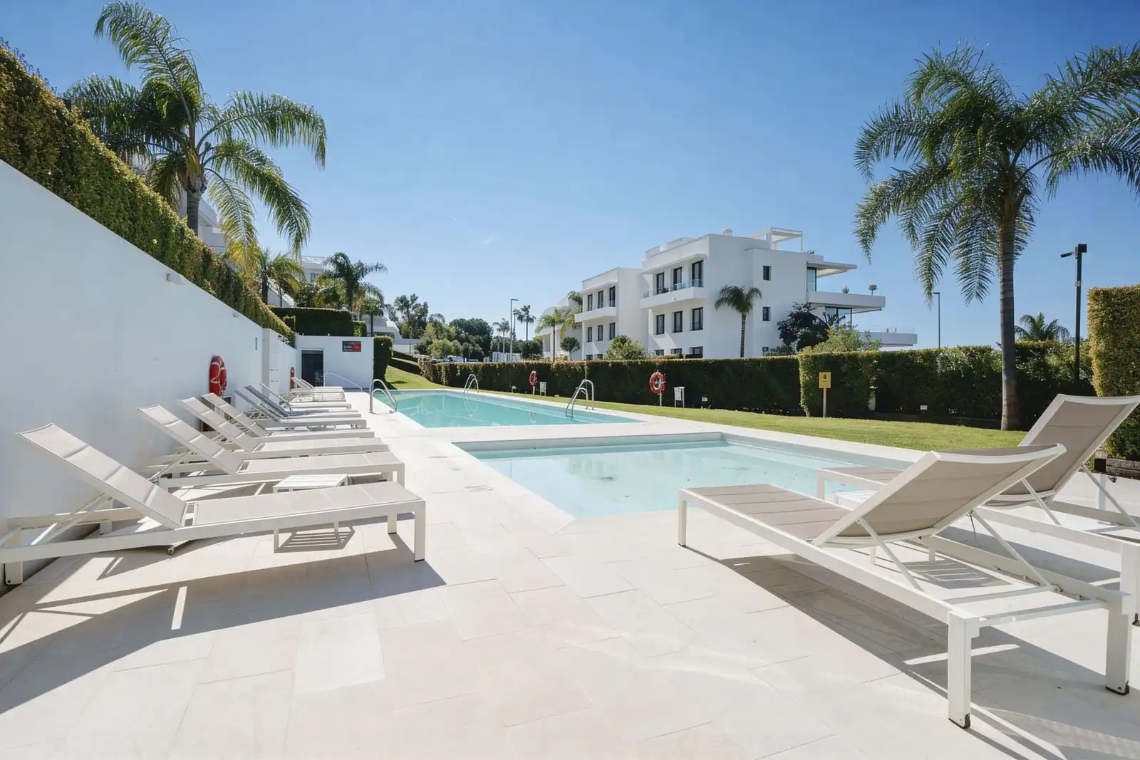 Exterior view of Apartments for sale in Estepona  with Air Conditioner, Terrace and Storage room