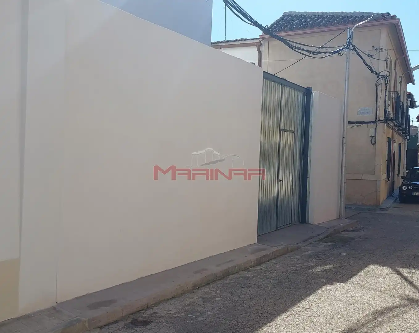 Exterior view of Residential for sale in Dosbarrios
