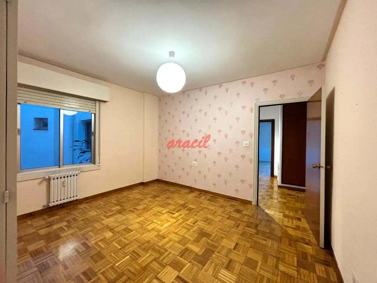 Schlafzimmer von Wohnung zur Miete in Ourense Capital  mit Heizung und Terrasse