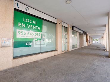 Local comercial en venta en C/ Sevilla