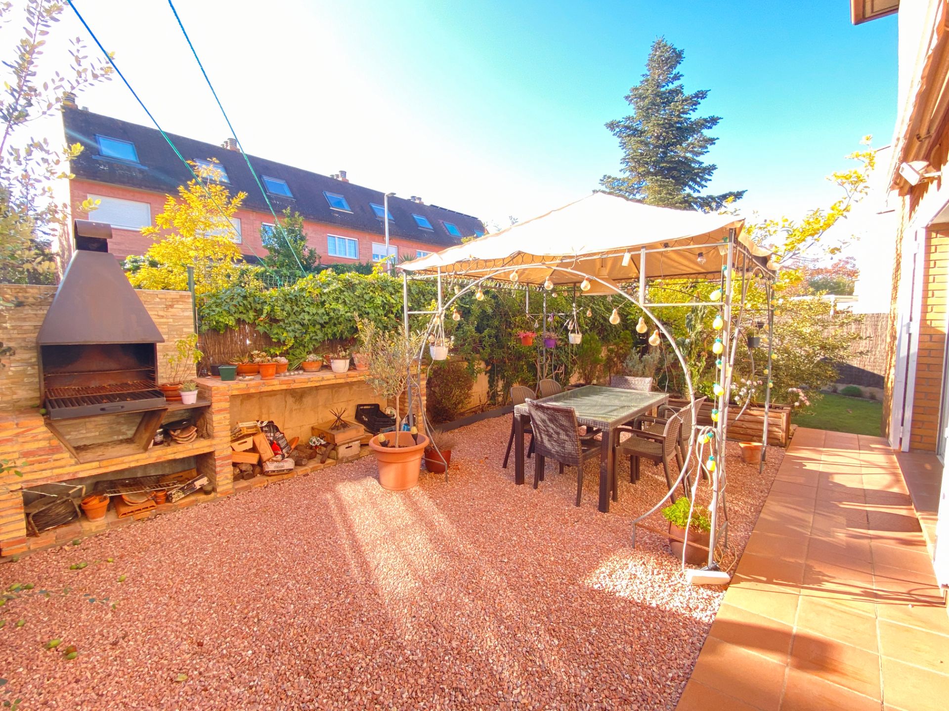 Casa adosada en venta en Carrer de la Martinica, Martinica – Ateneu