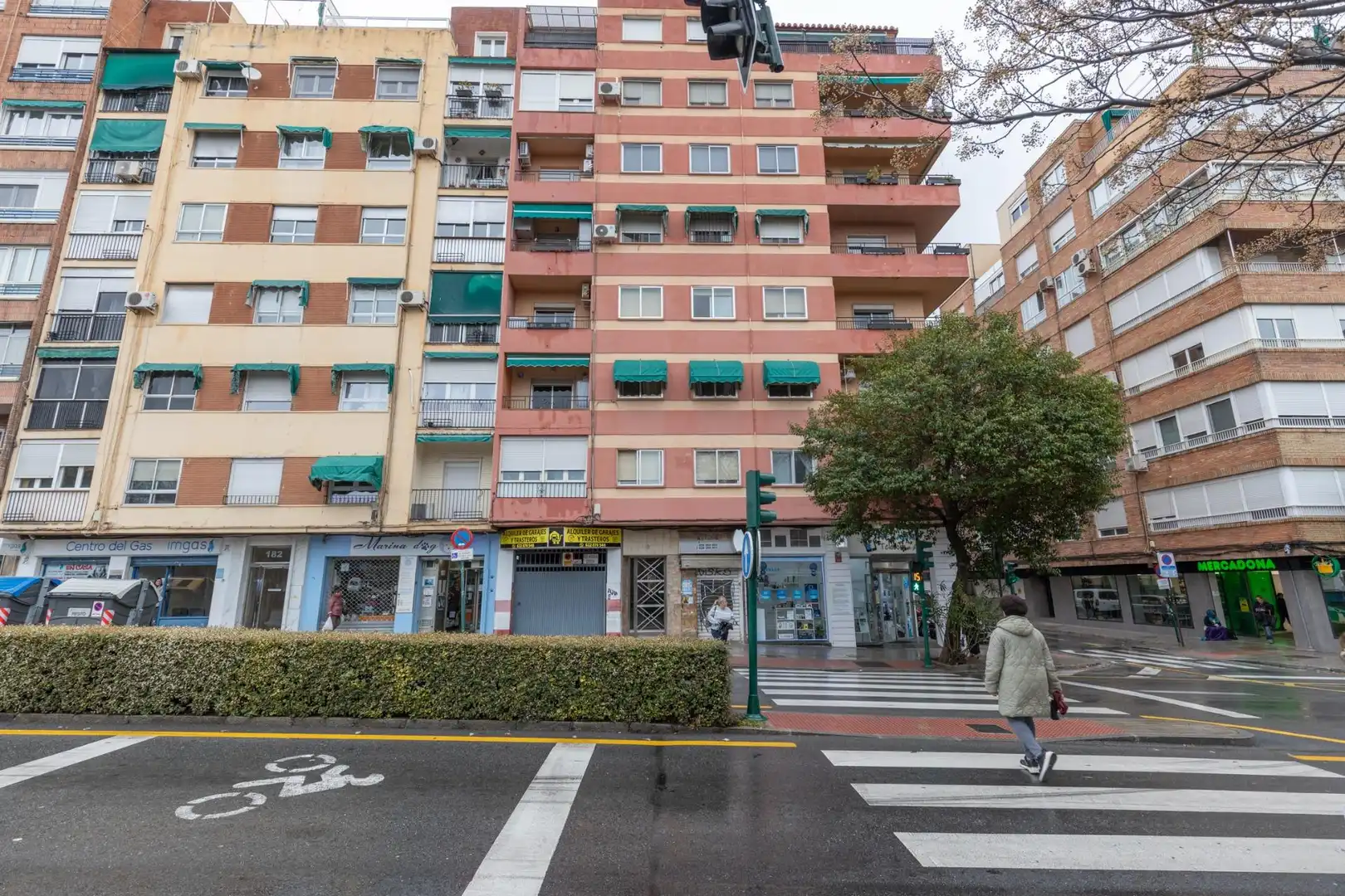 Vista exterior de Pis en venda en Granada
