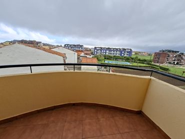 Wohnung mit Balkon zum Verkauf in Calle Quintana 75