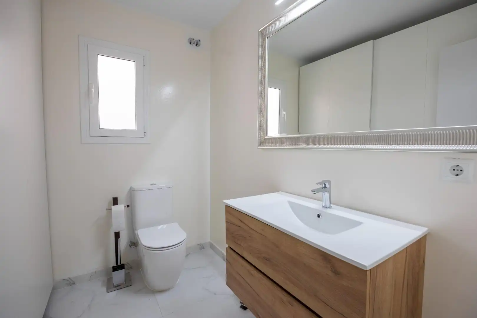 Baño de Ático en venta en Barcelona con Aire acondicionado