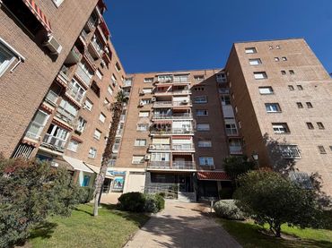Pis amb ascensor en venda a Barajas