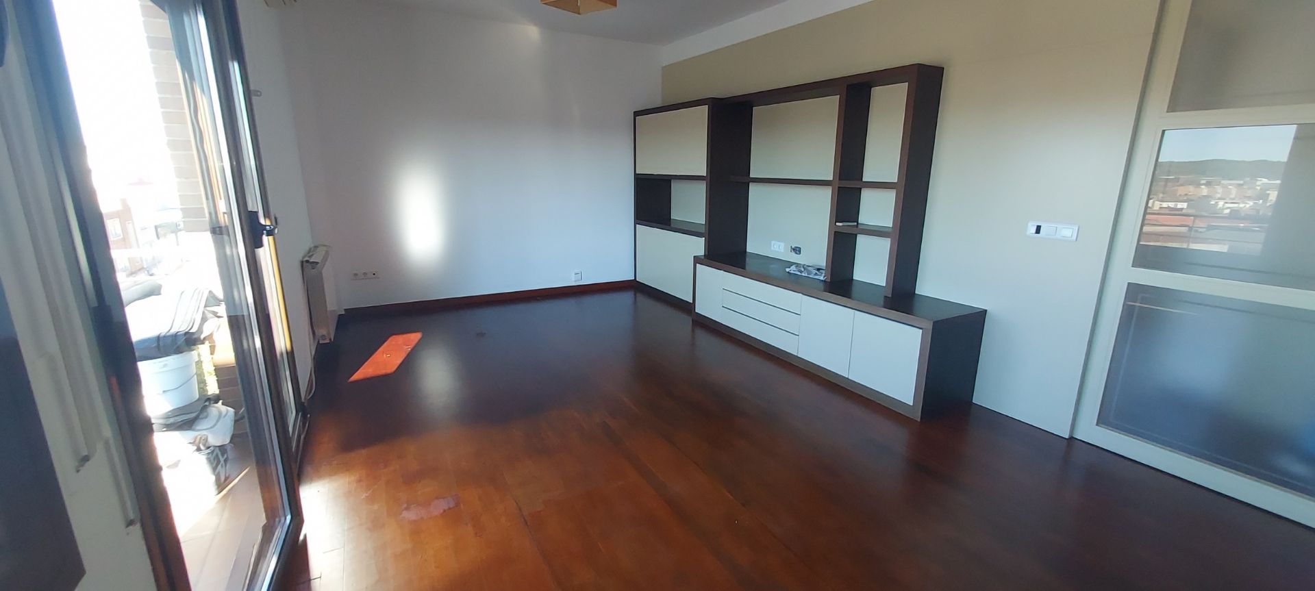 Piso de alquiler en Hostafrancs, Centre - Sant Oleguer