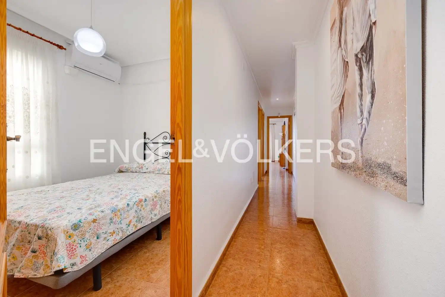 Attic for sale in Guardamar del Segura  with Air Conditioner, Heating and Terrace