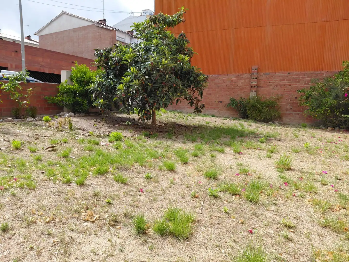 Einfamilien-Reihenhaus zum Verkauf in Parets del Vallès mit Klimaanlage, Heizung und Privatgarten