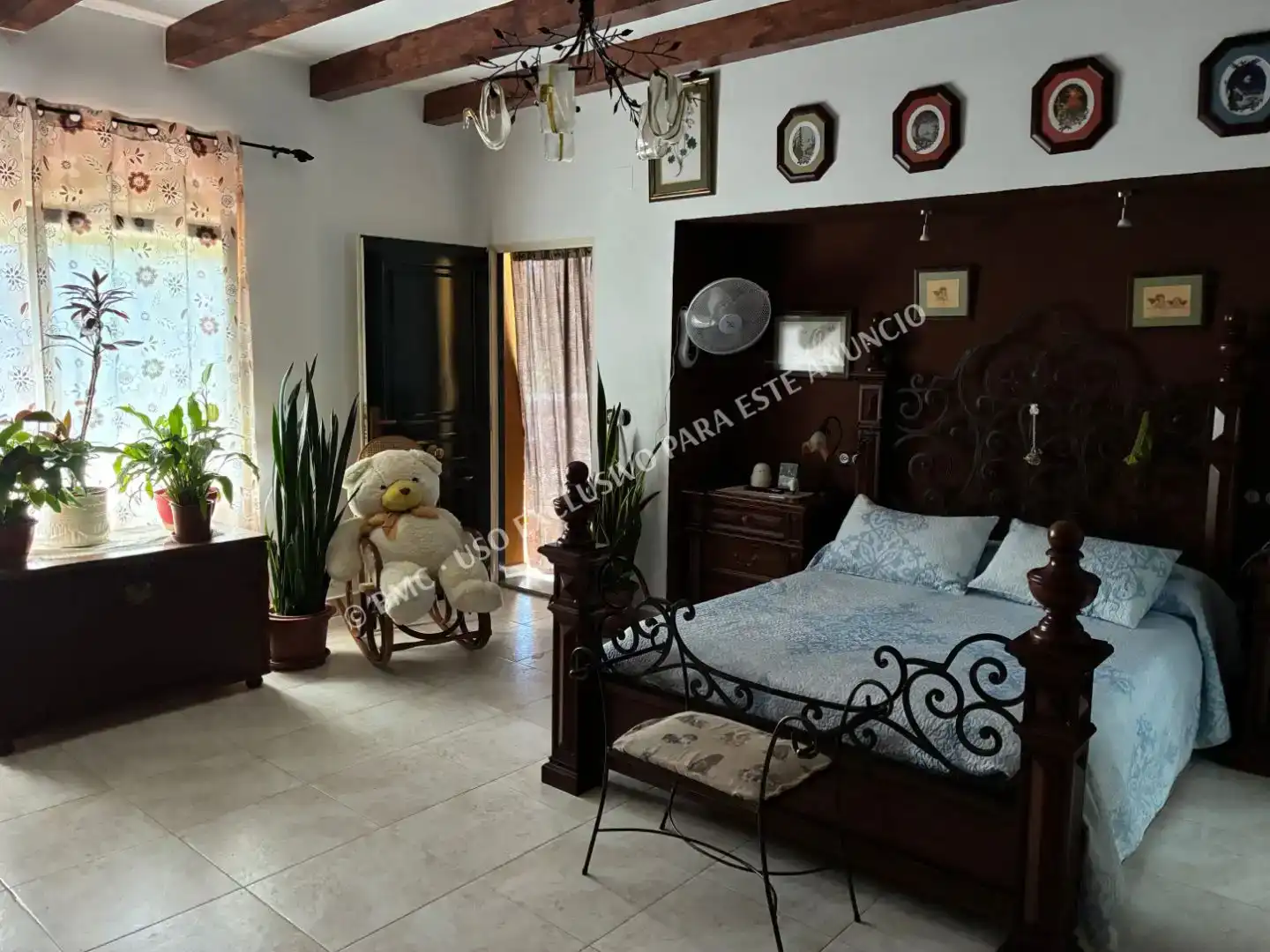 Schlafzimmer von Country house zum Verkauf in Colmenar mit Schwimmbad und Balkon