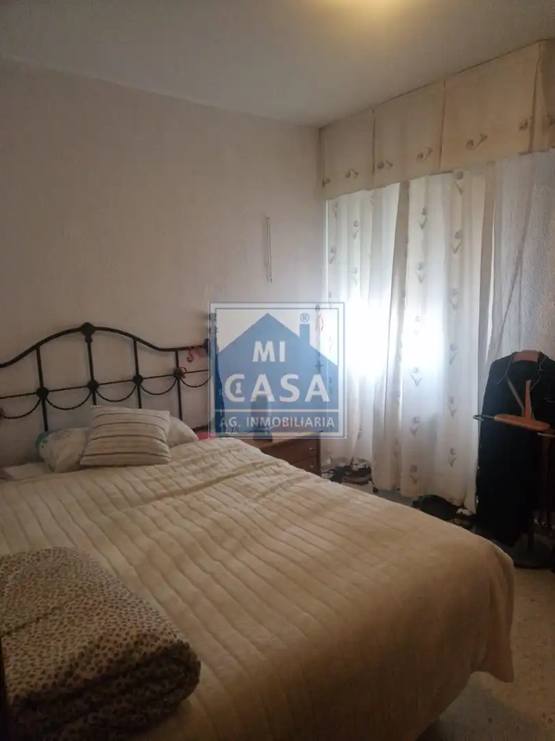 Bedroom of Flat for sale in Mérida  with Air Conditioner