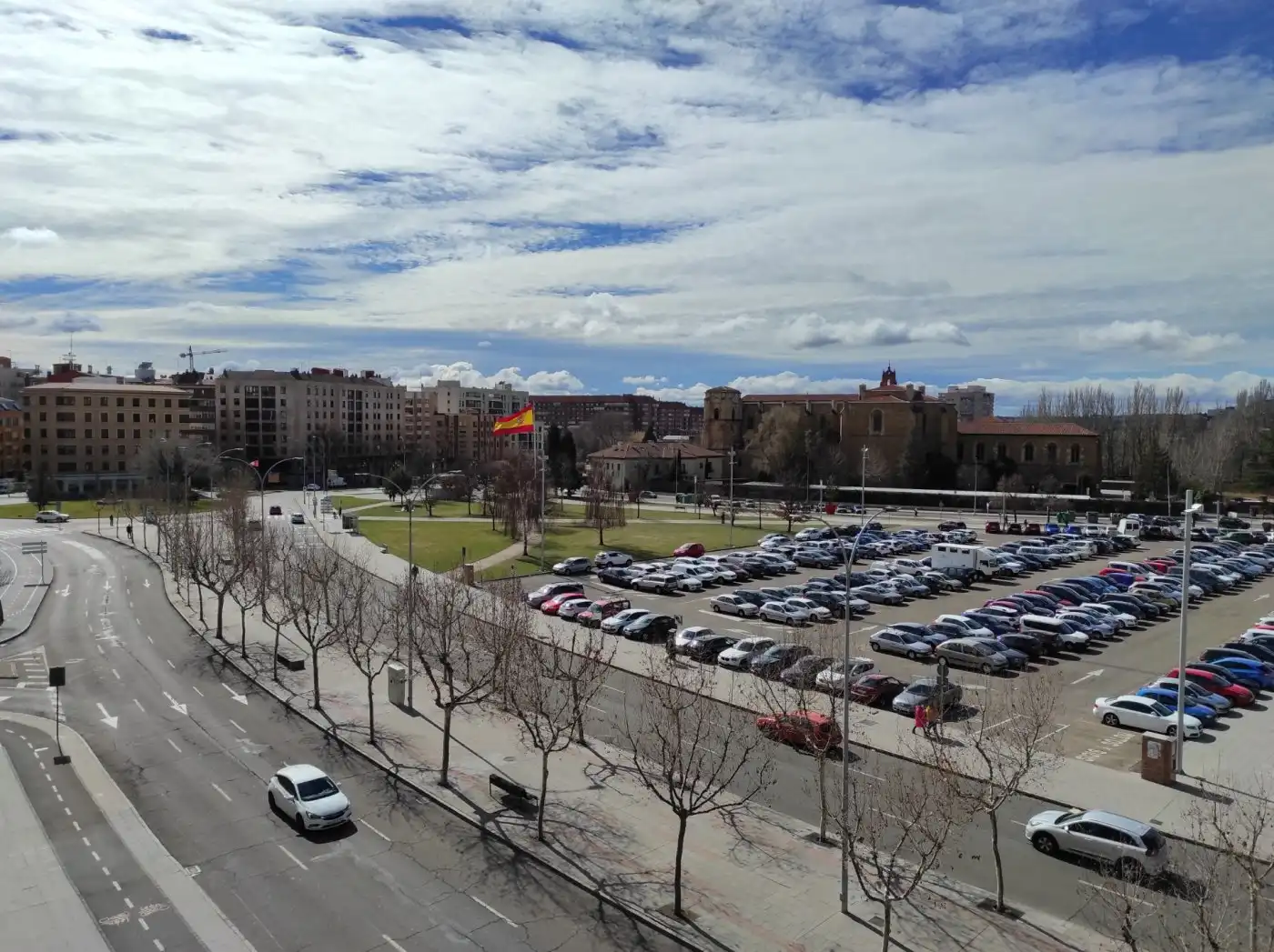 Parking of Duplexes for rent in León Capital   with Heating