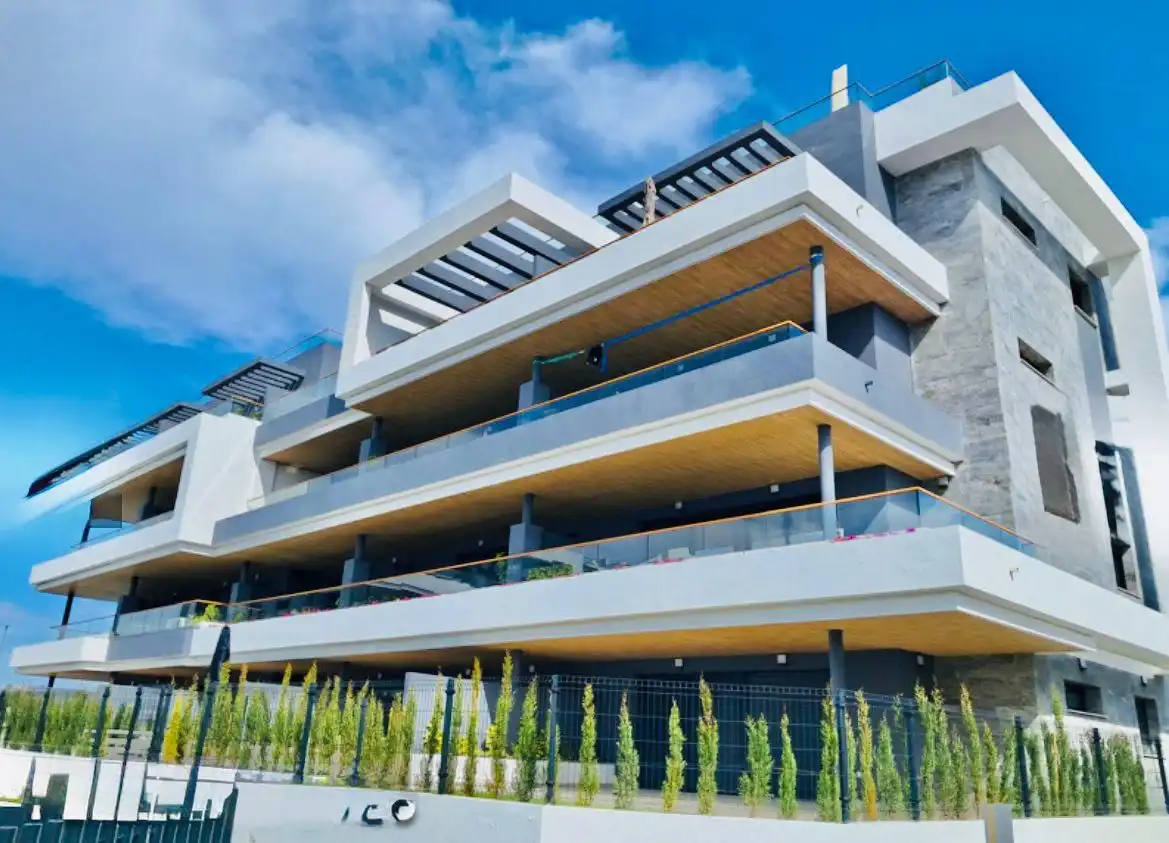 Vista exterior de Ático de alquiler en Torrevieja con Aire acondicionado, Calefacción y Terraza