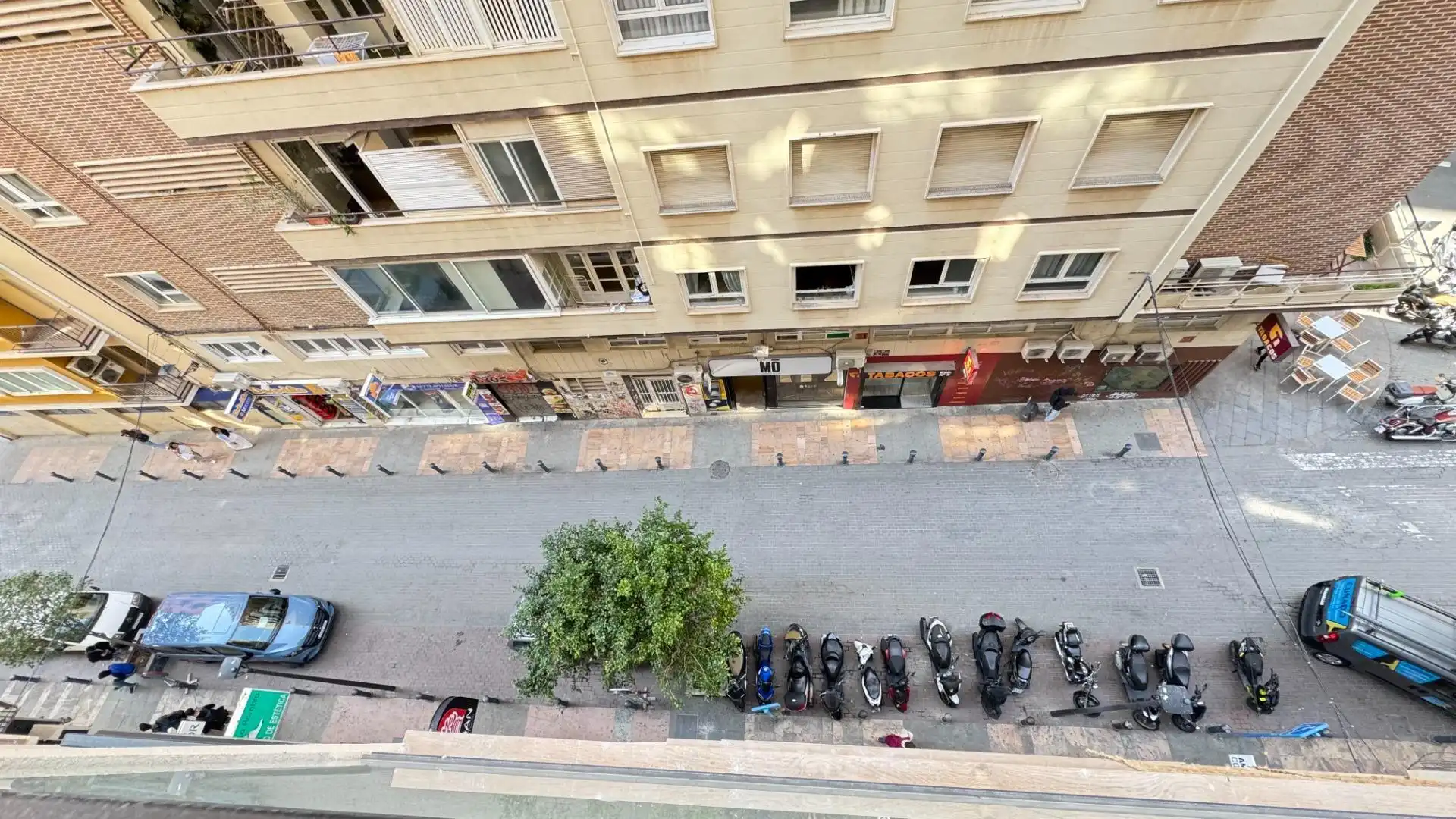 Vista exterior de Piso para compartir en Alicante / Alacant con Terraza, Amueblado y Alarma