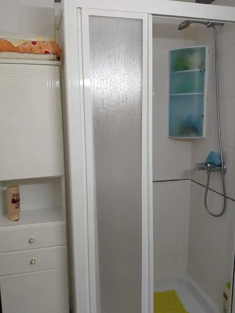 Badezimmer von Wohnungen zum Verkauf in Calpe / Calp mit Klimaanlage, Heizung und Privatgarten