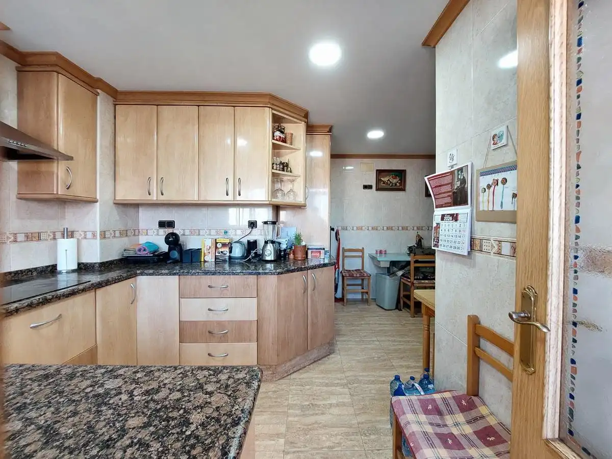 Cocina de Piso en venta en Elda con Aire acondicionado y Terraza