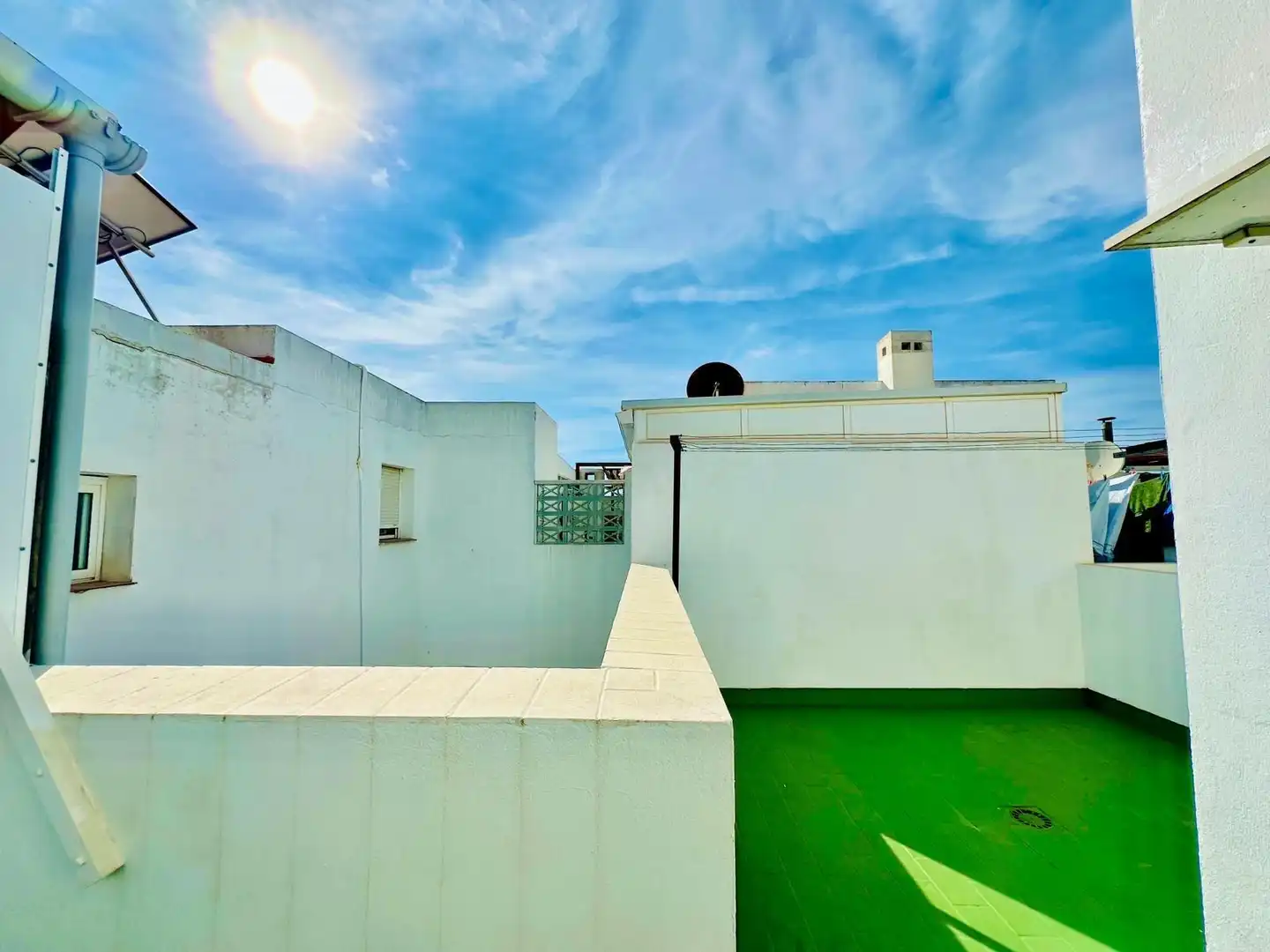Exterior view of Detached homes for sale in San Fernando  with Air Conditioner, Storage room and Balcony