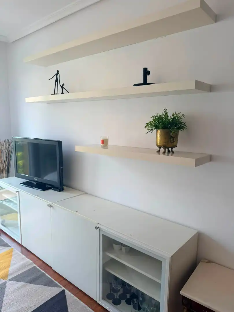 Wohnung zur Miete in Calle la Garoja, Cartes