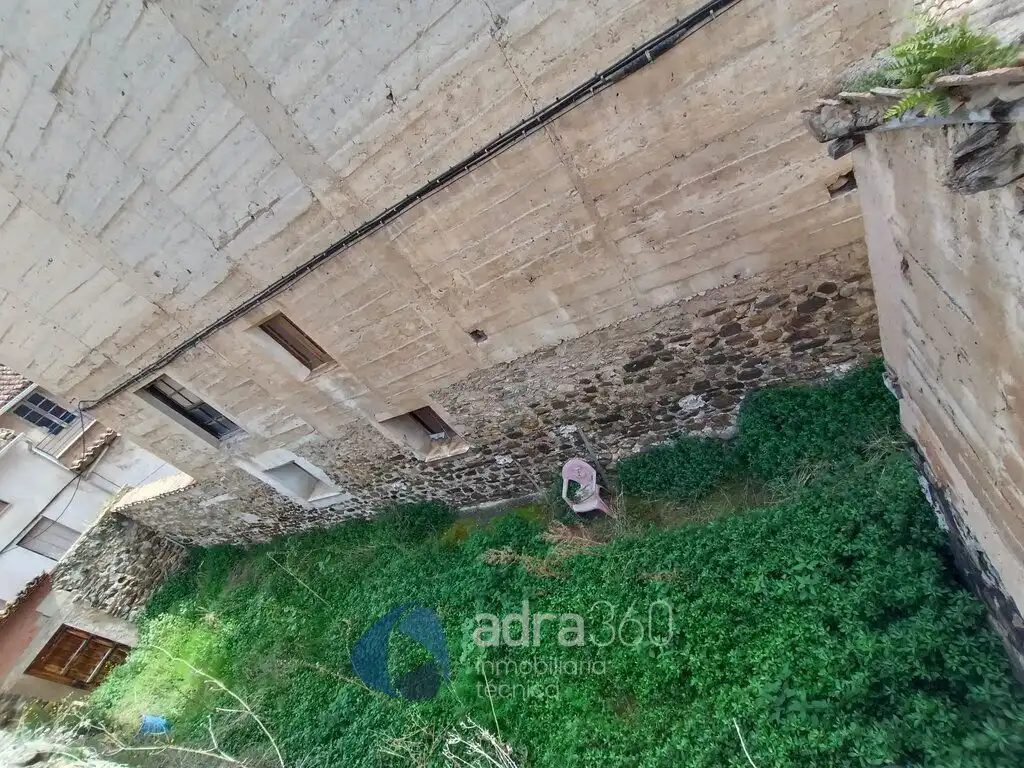 Casa o xalet en venda en Arnedillo amb Calefacció, Jardí privat i Terrassa