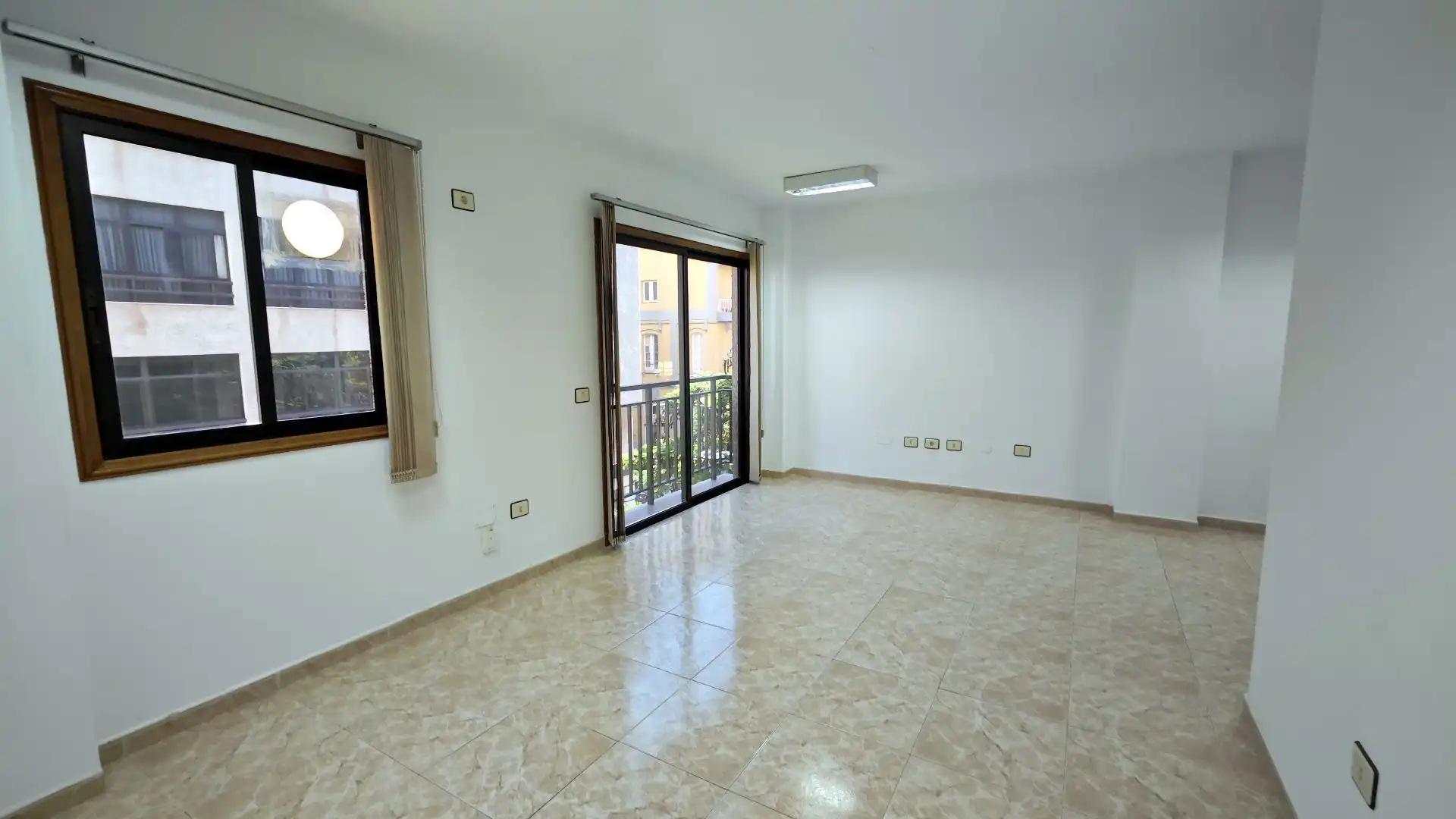 Living room of Office for rent in Santa Cruz de Tenerife