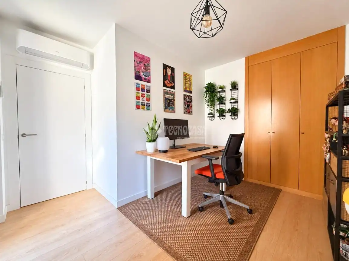 Bedroom of Flat for sale in Fuencarral - El Pardo
