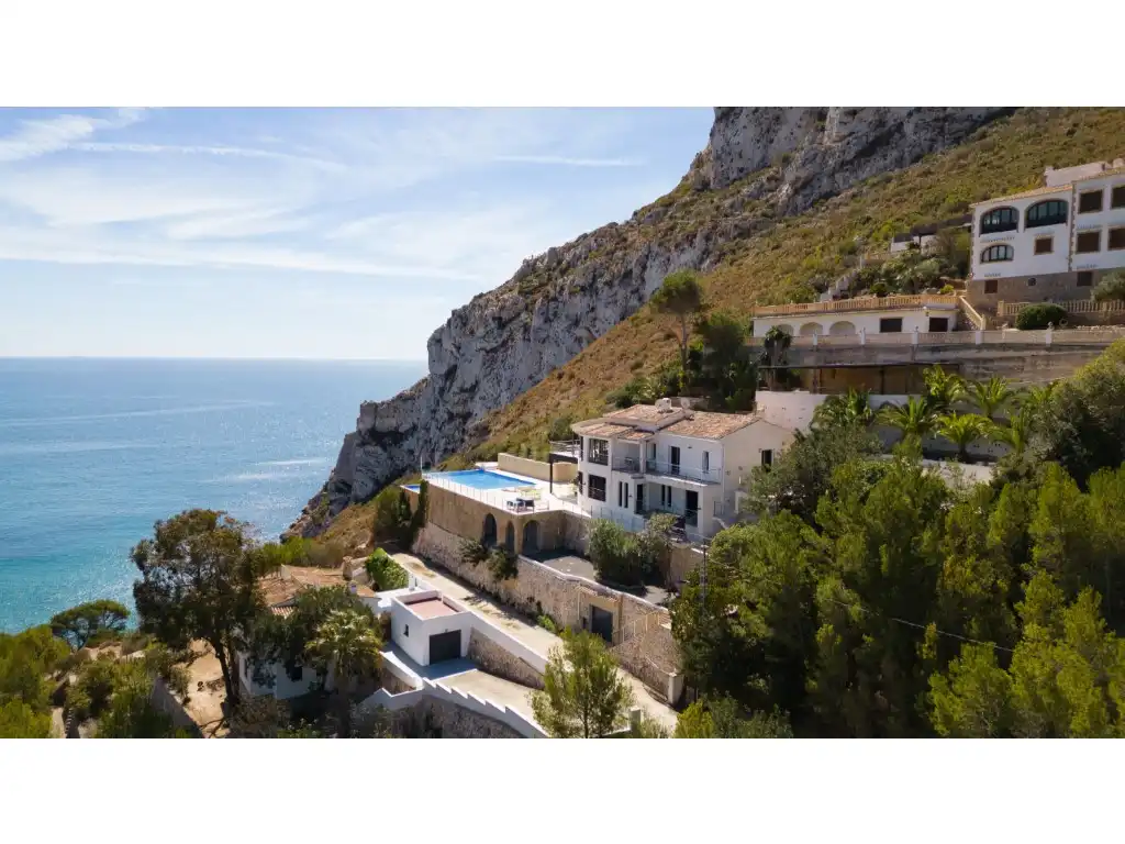 Vista exterior de Casa o xalet en venda en Jávea / Xàbia amb Aire condicionat, Jardí privat i Terrassa
