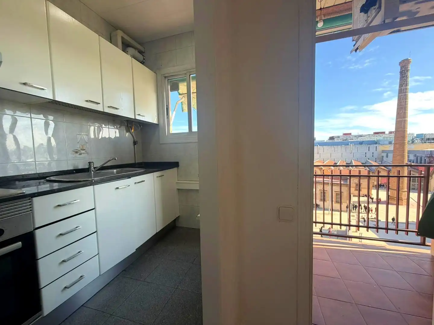 Cocina de Piso en venta en L'Hospitalet de Llobregat con Aire acondicionado, Parquet y Horno