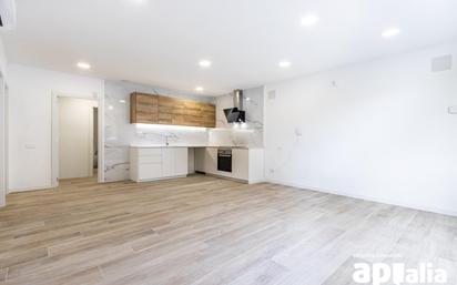 Living room of Flat for sale in Sabadell  with Air Conditioner and Heating