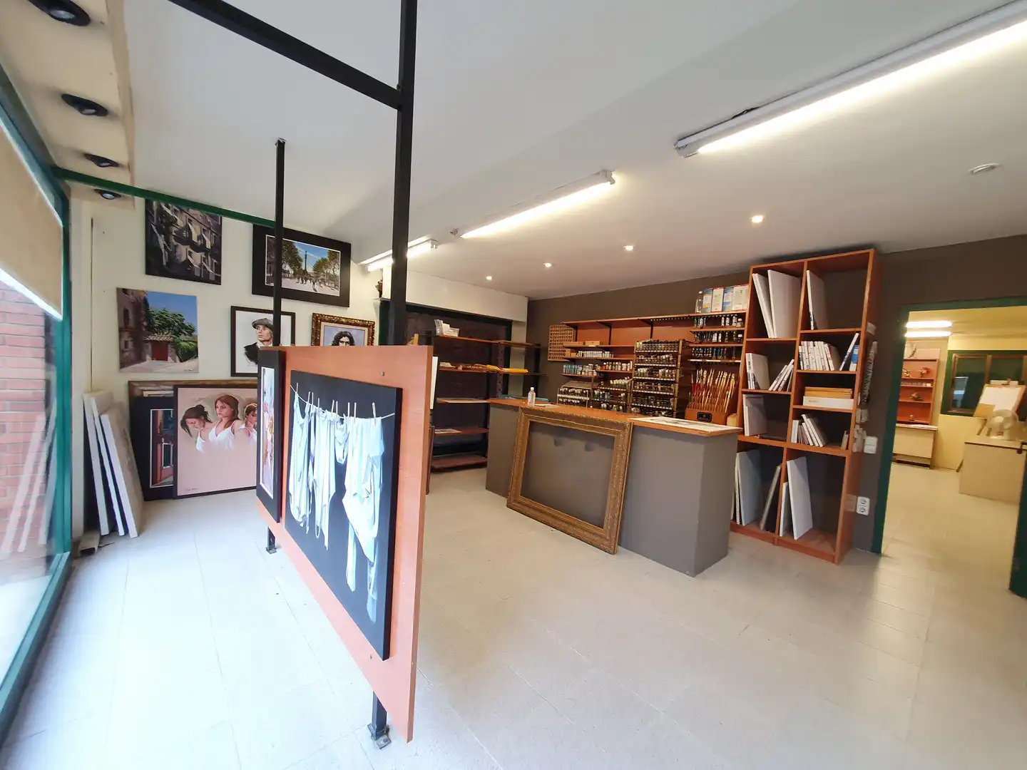 Local commercial à louer à Centre - Eixample – Can Llobet, imagen 12