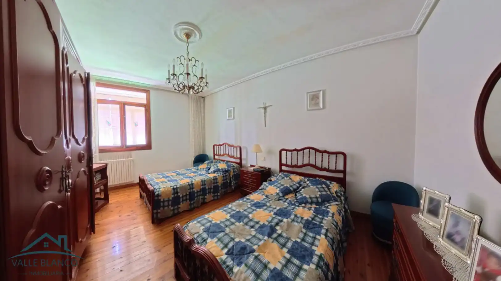 Habitación de Piso en venta en Campoo de Enmedio con Calefacción, Terraza y Trastero