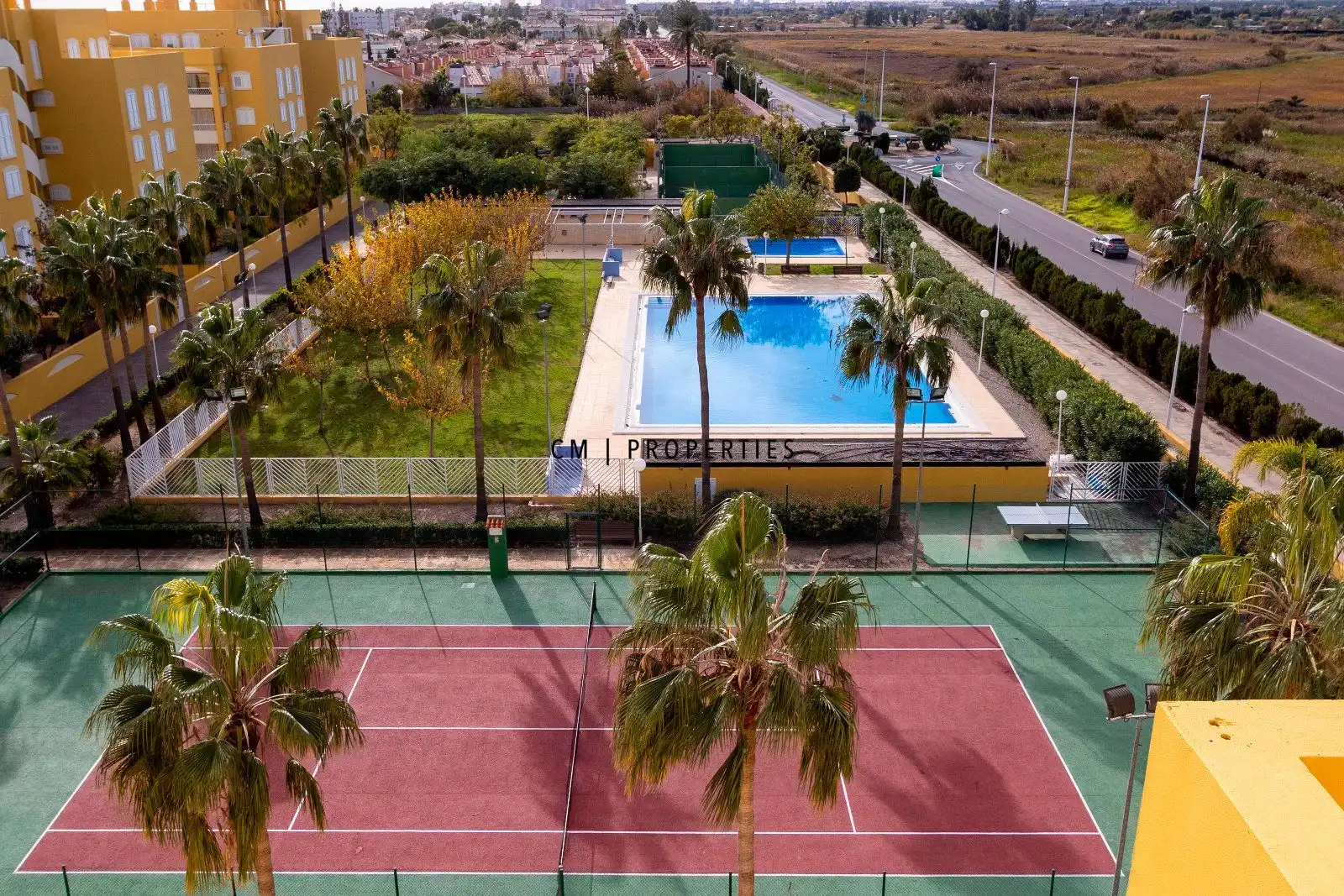 Attic for rent in Salines, de Les, Corinto - Almarda