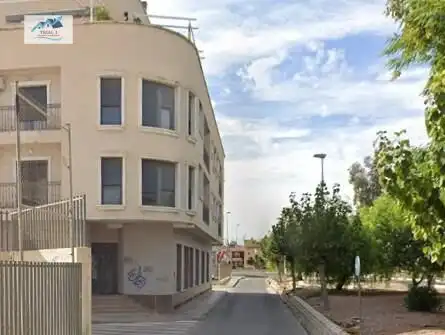 Piso en venta en Avenida TOMAS VILLANUEVA, imagen 2