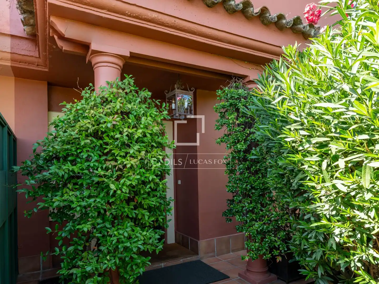 Detached house with terrace for sale in Encinar de los Reyes, imagen 2