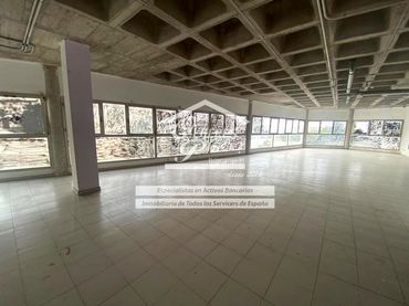 Oficina en venda a Perojo